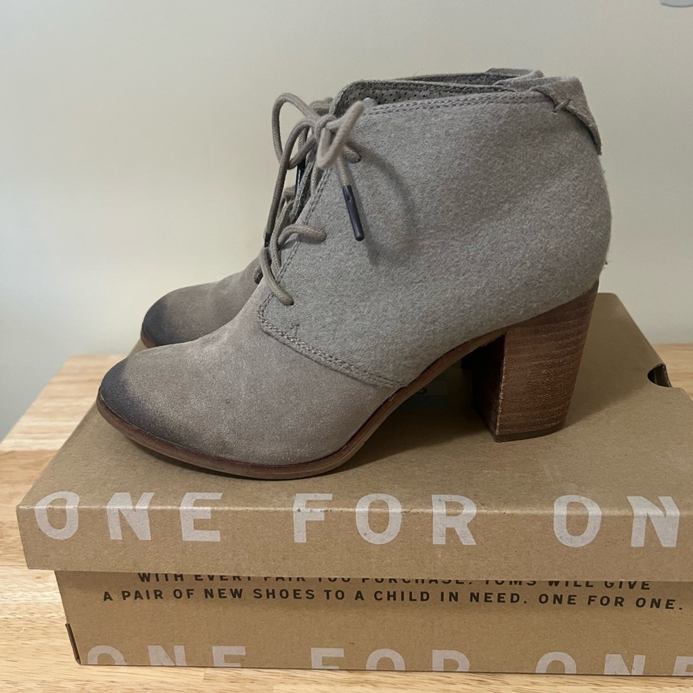 TOMS Women's Lunata Lace-Up Ankle Booties - Picture 3 of 7